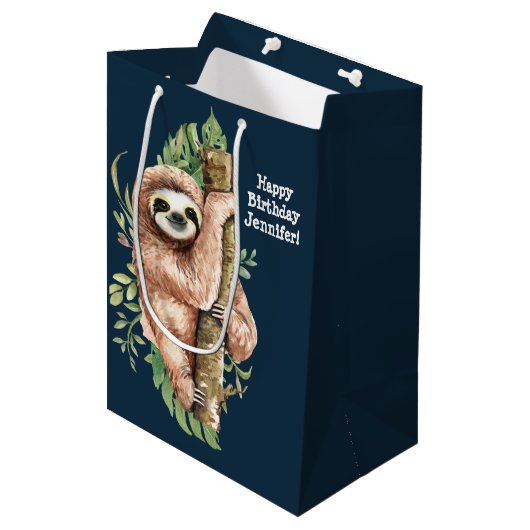 Kute Waterverf Sloth & Tropical Leaves Birthday Medium Cadeauzakje (Voorkant Gekanteld)