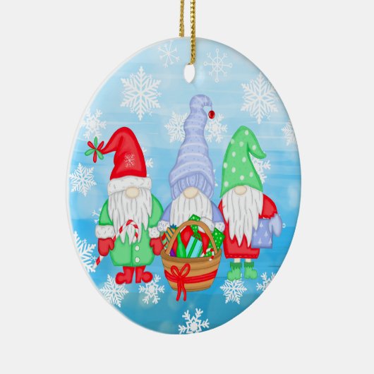 Kute whimsical Festive Kerstgnomen Keramisch Ornament (Rechts)