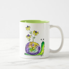 Kute Whimsical Happy Snail met gele bloemen Twee Tweekleurige Koffiemok