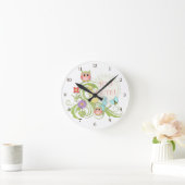Kute Whimsical Owl n Butterfly Scroll Floral Art Ronde Klok (Huis)