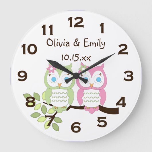 Kute Whimsical roze Green Owl Twins Wall Clock Grote Klok (Voorkant)