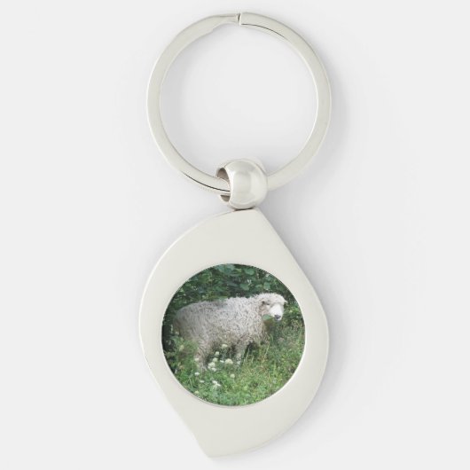 Kute White Fluffy Sheep Eating Sleutelhanger (Voorkant)