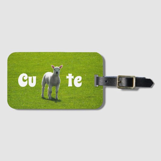 Kute White Little Lamb op Green Bagagelabel (Voorkant (horizontaal))