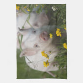 Kute White Piglet in Field of Yellow Flowers Theedoek (Verticaal)