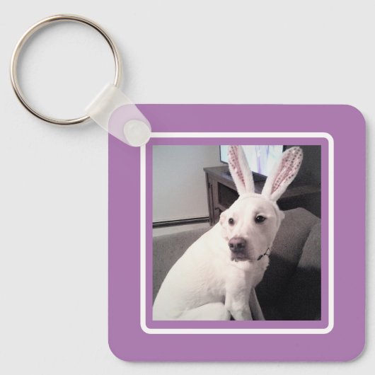 Kute White Puppy Dog met paascent Ears Paars Sleutelhanger (Voorkant)