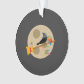 Kute Witch's Crow on a Broom Spreading Snoepjes Ornament (voorkant)