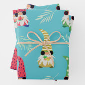 Kute zomergnomen met vruchtpatroon inpakpapier vel (In situ)