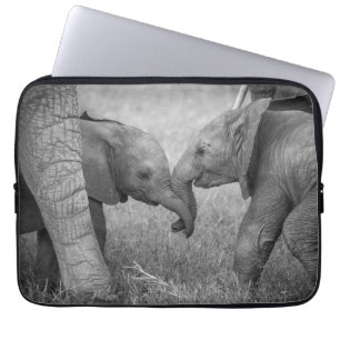 Kutest Baby Animals   Baby Elephants-groet Laptop Sleeve