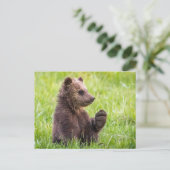 Kutest Baby Animals | Bruine Beer Cub Wave Briefkaart (Staand voorkant)
