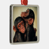 Kutest Baby Animals | Chimpansee Hug Metalen Ornament (Rechts)