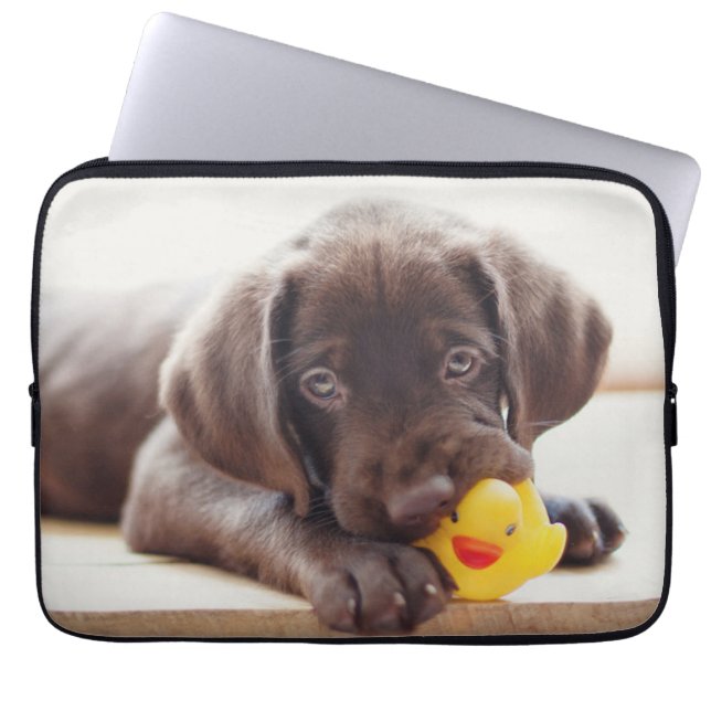 Kutest Baby Animals | Chocolade Labrador Puppy Laptop Sleeve (Voorkant)