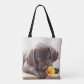 Kutest Baby Animals | Chocolade Labrador Puppy Tote Bag (Achterkant)