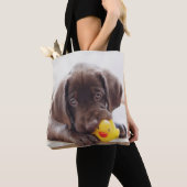 Kutest Baby Animals | Chocolade Labrador Puppy Tote Bag (Dichtbij)