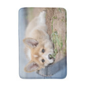 Kutest Baby Animals | Corgi Laying in the Yard Badmat (Voorkant Verticaal)