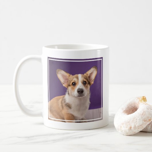 Kutest Baby Animals | Corgi Puppy op Paars Koffiemok (Met donut)