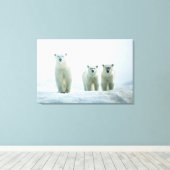 Kutest Baby Animals | Drie jonge Polar-Beren Canvas Afdruk (Insitu (Houten vloer))