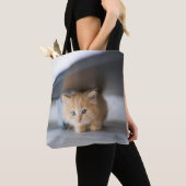 Kutest Baby Animals | Fluffy Oranje Kitten Tote Bag (Dichtbij)