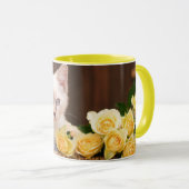 Kutest Baby Animals | Keuken en gele rozen Mok (Voorkant rechts)