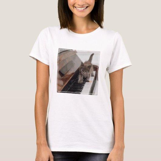 Kutest Baby Animals | Keuten op Piano T-shirt (Voorkant)