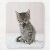 Kutest Baby Animals | Licking Tabby Kitten Muismat (Voorkant)