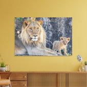 Kutest Baby Animals | Lion Dad & Cub Canvas Afdruk (Insitu (Woonkamer))