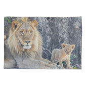 Kutest Baby Animals | Lion Dad & Cub Kussensloop (Achterkant)