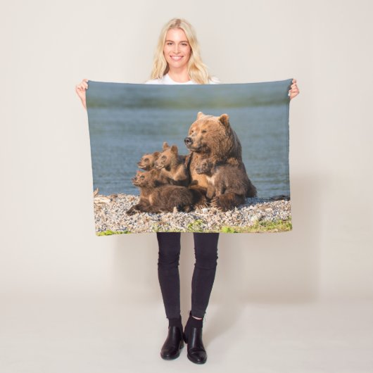 Kutest Baby Animals | Moeder Beer en kubussen Fleece Deken (In situ)