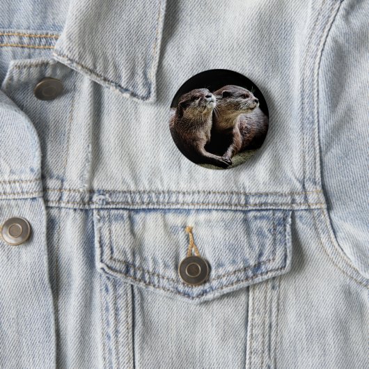 Kutest Baby Animals | Otters Holding Hands Ronde Button 5,7 Cm (In situ)