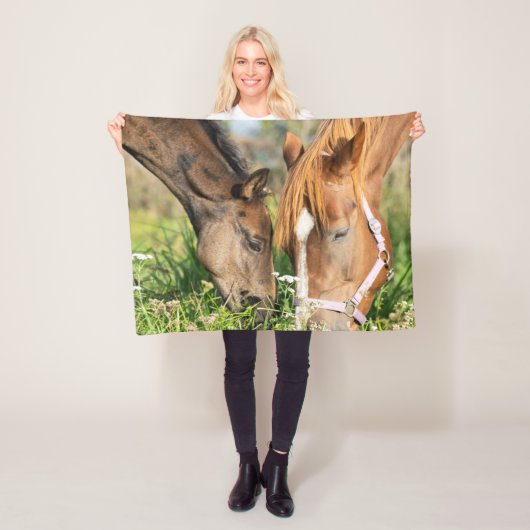 Kutest Baby Animals | Paardenkool Fleece Deken (In situ)