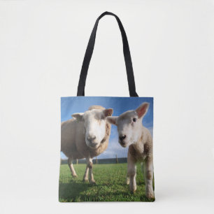 Kutest Baby Animals Pasgeboren lammeren en mama Tote Bag