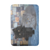 Kutest Baby Animals | Perzische Kittens in Blanket Badmat (Voorkant Verticaal)