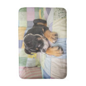 Kutest Baby Animals | Shy Old English Bulldog Badmat (Voorkant Verticaal)