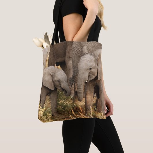 Kutest Baby Animals | Twee jonge olifanten Tote Bag (Dichtbij)