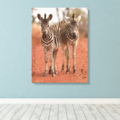 Kutest Baby Animals | Twee jonge Zebras Canvas Afdruk (Insitu (Houten vloer))