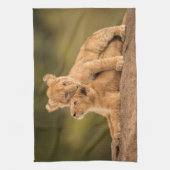 Kutest Baby Animals | Twee lionkubussen Theedoek (Verticaal)