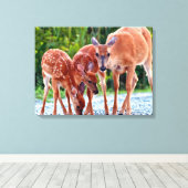 Kutest Baby Animals | Verdwenen met baby's Canvas Afdruk (Insitu (Houten vloer))