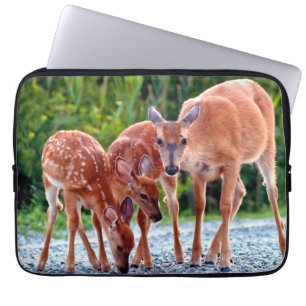 Kutest Baby Animals   Verdwenen met baby's Laptop Sleeve