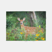 Kutest Baby Animals | White Tailed Deer in Daisies Fleece Deken (Voorkant (Horizontaal))