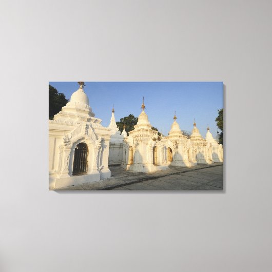 Kuthodaw Pagoda in Mandalay, bekend als de Canvas Afdruk (Voorkant)