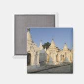 Kuthodaw Pagoda in Mandalay, bekend als de Magneet (Voorkant / Achterkant)