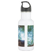 Kutje dat in de bossen speelt waterfles (Achterkant)