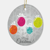 Kutkleurige kerstfeestversieringen keramisch ornament (Links)