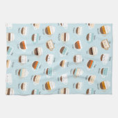 Kutkopjes koffie op lichtblauw theedoek (Horizontaal)