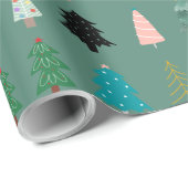 Kutpatroon groene achtergrond kerstbomen roze cadeaupapier (Rol Hoek)