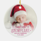 Kutste kleine sneeuwvlok baby eerste kerstjaar keramisch ornament (Achterkant)