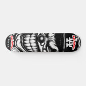 kwaadwillige nar persoonlijk skateboard (Horizontaal)