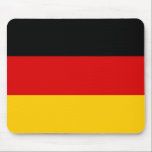 Kwaliteit van de Duitse vlag Muismat<br><div class="desc">U kunt dit ONTWERP naar andere Zazoolproducten overdragen. De vlaggen worden gemaakt in vectorgrafiek met hoge resolutie voor een professionele druk. Bedankt voor het kiezen van mijn design en het stoppen met de winkel Pedro Vale.</div>