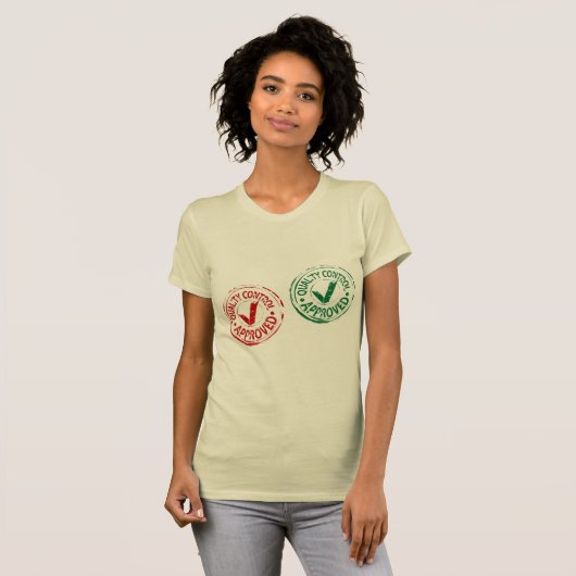 Kwaliteitscontrole goedgekeurde vrouwen T-shirt (Voorkant volledig)