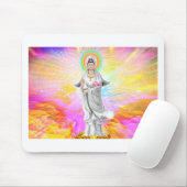 Kwan Yin de godin van compassie met roze Muismat (Met muis)