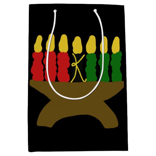 Kwanzaa Candle Design Medium Cadeauzakje (Voorkant)